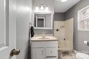 322 Salisbury Rd, Statesville, NC 28677 - Photo 19