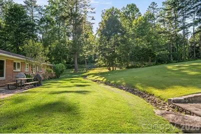 1235 Ashby Lane, Hendersonville, NC 28791 - Photo 9