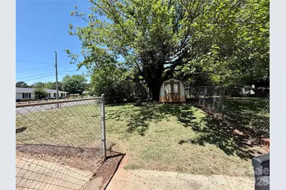 1301 Bywood Lane, Charlotte, NC 28209 - Photo 21