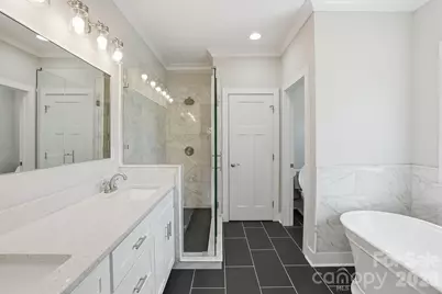 740 Seldon Drive, Charlotte, NC 28216 - Photo 31