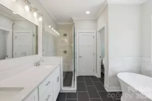 740 Seldon Dr, Charlotte, NC 28216 - Photo 31