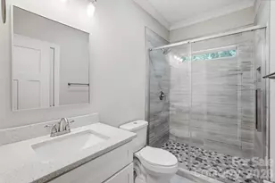 740 Seldon Dr, Charlotte, NC 28216 - Photo 7