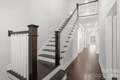 740 Seldon Drive, Charlotte, NC 28216 - Photo 3