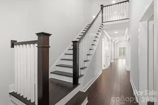 740 Seldon Dr, Charlotte, NC 28216 - Photo 3