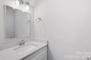 740 Seldon Dr, Charlotte, NC 28216 - Photo 11