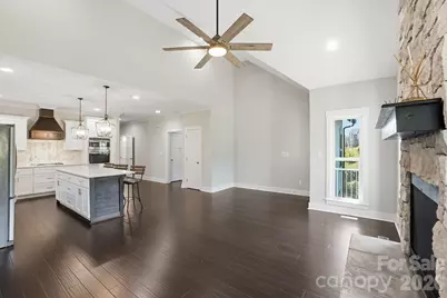 740 Seldon Drive, Charlotte, NC 28216 - Photo 23