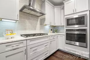 3826 Dewitt Ln, Charlotte, NC 28217 - Photo 13