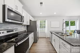 2307 Mdw Strm Dr, Sherrills Ford, NC 28673 - Photo 11