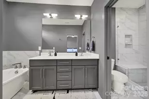 428 E 33rd St, Charlotte, NC 28205 - Photo 23