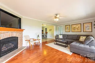 25 Inglescott Way, Alexander, NC 28701 - Photo 3