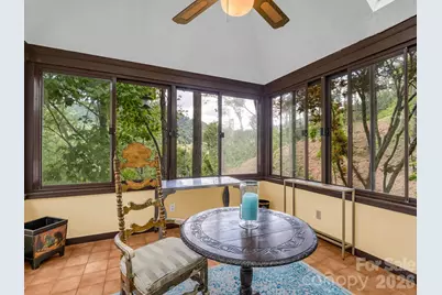 8 Sunny Ridge Drive, Asheville, NC 28804 - Photo 17