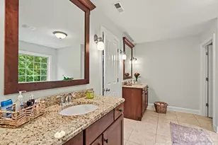 9643 Hampton Oaks Ln, Charlotte, NC 28270 - Photo 23