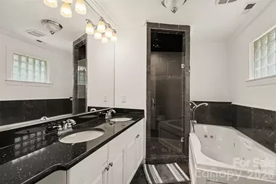 2001 Wood Dale Terrace, Charlotte, NC 28203 - Photo 13