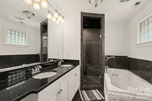 2001 Wood Dale Terrace, Charlotte, NC 28203 - Photo 13