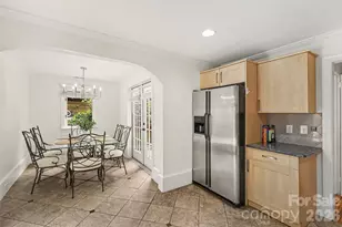 2001 Wood Dale Terrace, Charlotte, NC 28203 - Photo 9