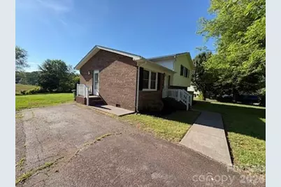 122 Wallace Street, Boonville, NC 27011 - Photo 3