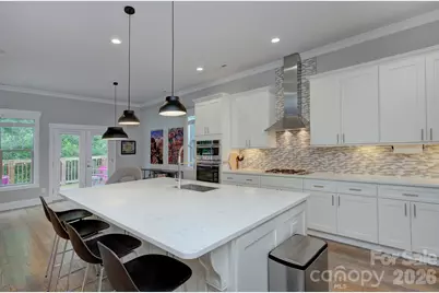 2109 Lanier Avenue, Charlotte, NC 28205 - Photo 9