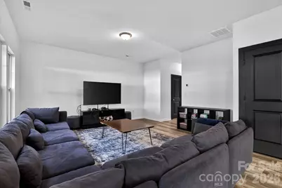 548 Kingsway Circle, Charlotte, NC 28214 - Photo 13