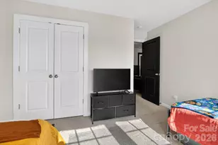 548 Kingsway Cir, Charlotte, NC 28214 - Photo 33