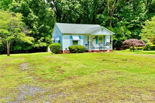 5057 Erickson Rd, Charlotte, NC 28208 - Photo 9