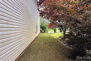 115 Thorsen Dr, Mooresville, NC 28117 - Photo 13