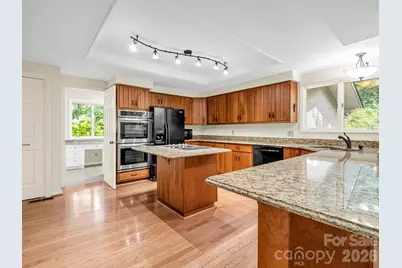 115 Woodhaven Drive, Hendersonville, NC 28739 - Photo 15
