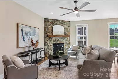 119 Olde Oak Way, Hendersonville, NC 28792 - Photo 3