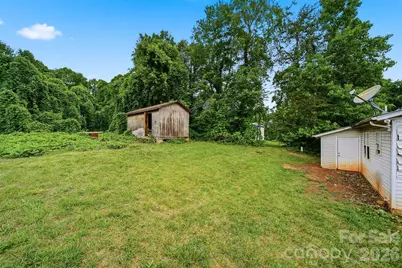 2130 Haven Circle SE, Lenoir, NC 28645 - Photo 25