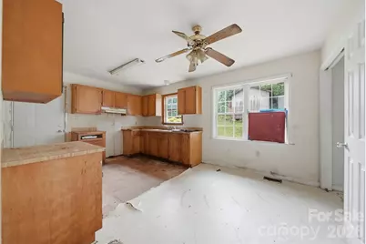 2130 Haven Circle SE, Lenoir, NC 28645 - Photo 9
