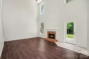 11310 Glenstone Ct, Charlotte, NC 28269 - Photo 3
