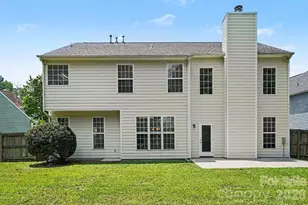 11310 Glenstone Ct, Charlotte, NC 28269 - Photo 17