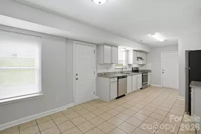 2314 Hope Valley Lane, Charlotte, NC 28213 - Photo 7
