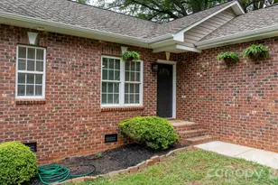 208 S B Ave, Maiden, NC 28650 - Photo 3