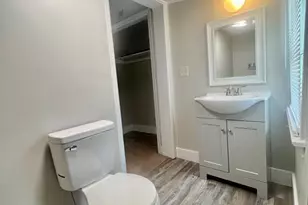 251 Trade Street S, Matthews, NC 28105 - Photo 9