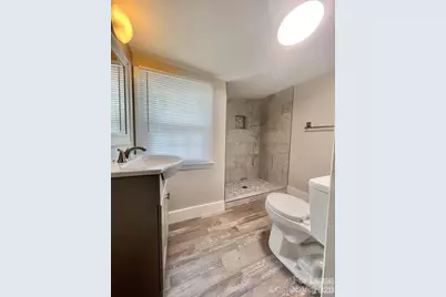 251 Trade Street S, Matthews, NC 28105 - Photo 11