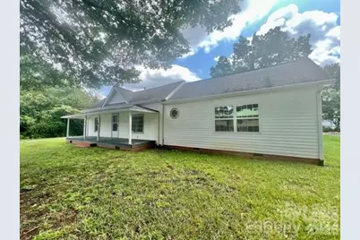 251 Trade Street S, Matthews, NC 28105 - Photo 1
