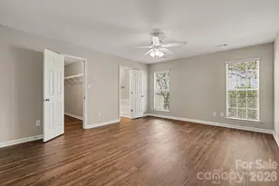 5615 Waverly Lynn Ln, Charlotte, NC 28269 - Photo 9