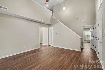 5615 Waverly Lynn Lane, Charlotte, NC 28269 - Photo 3