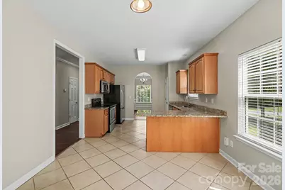 8539 Suttonview Drive, Charlotte, NC 28269 - Photo 5