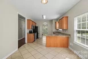 8539 Suttonview Dr, Charlotte, NC 28269 - Photo 5