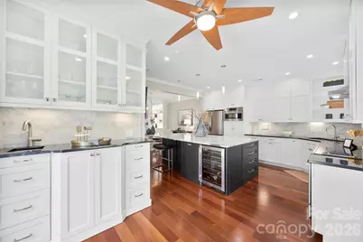 9415 Bonnie Briar Circle, Charlotte, NC 28277 - Photo 11