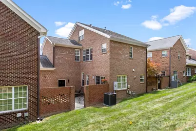 9415 Bonnie Briar Circle, Charlotte, NC 28277 - Photo 29