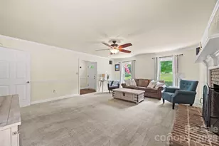 988 Pleasant Ridge Rd, Fort Mill, SC 29715 - Photo 7