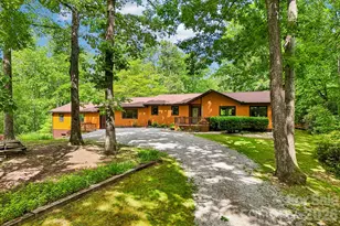 3229 N Bearwallow Rd, Hendersonville, NC 28792 - Photo 1