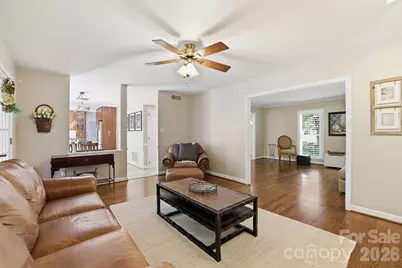 4612 Deanscroft Drive, Charlotte, NC 28226 - Photo 13
