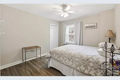 4612 Deanscroft Drive, Charlotte, NC 28226 - Photo 27