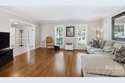 4612 Deanscroft Drive, Charlotte, NC 28226 - Photo 9