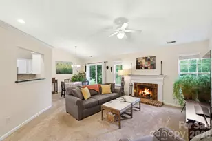 12126 Wild Garden Ct, Charlotte, NC 28269 - Photo 3