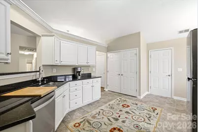 12126 Wild Garden Court, Charlotte, NC 28269 - Photo 7