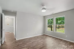 5529 Idlewild Rd N, Charlotte, NC 28227 - Photo 27